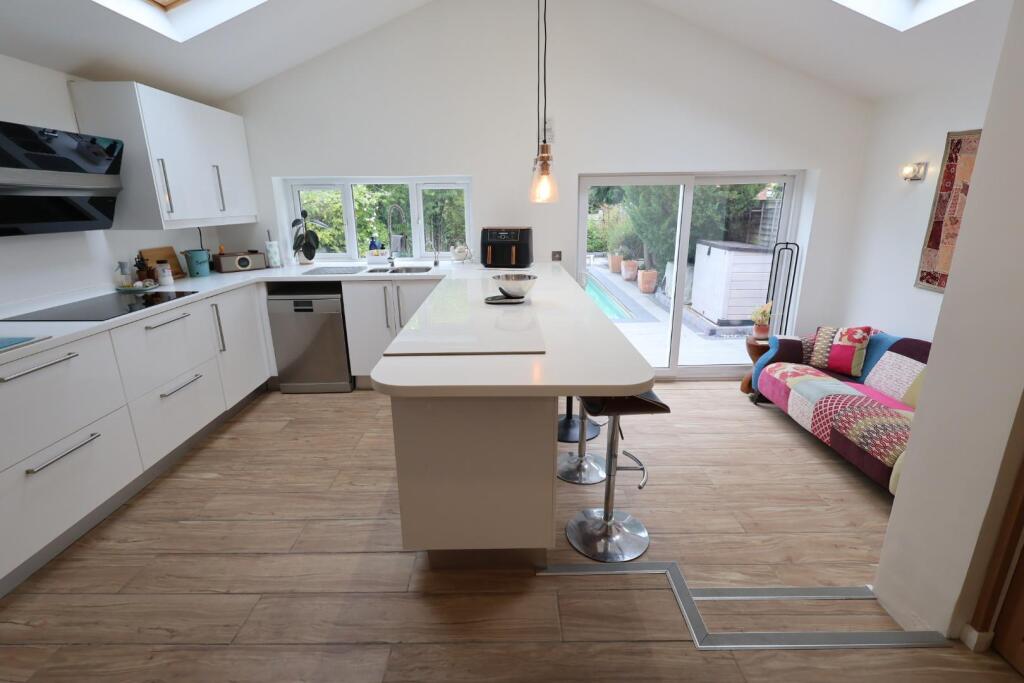House in Chester, Lache, City of Chester - View 2