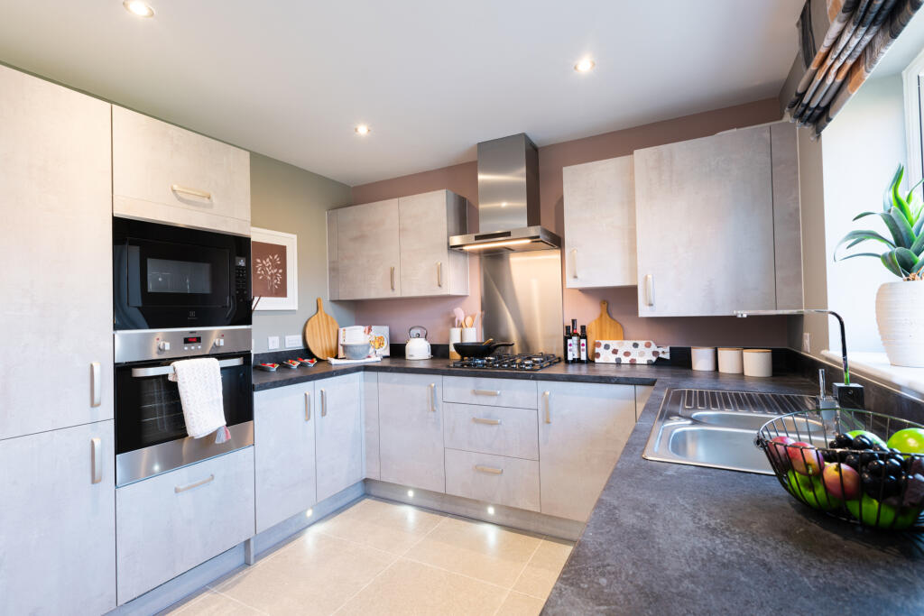 House in Knowsley, Halewood Green, Halewood - More