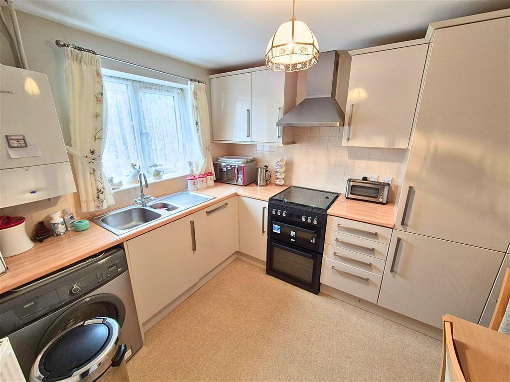 Beech Terrace, Churchill Avenue, Leominster, Herefordshire, HR6 8LW - View 5