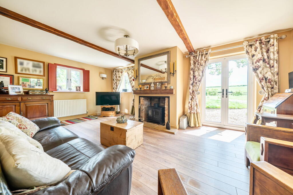 House in North Kesteven, Newton and Haceby - More