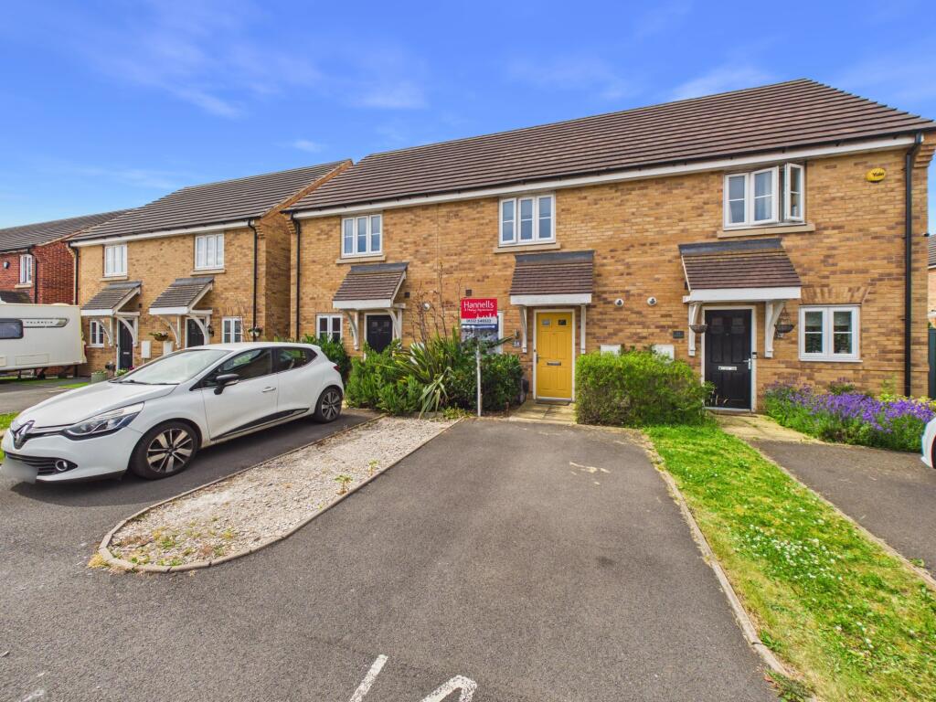 2-bed terraced on Martha Road, £220,000