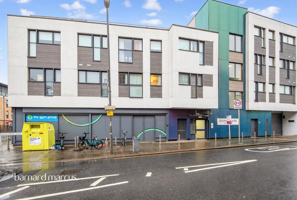 Main image of property: Garratt Lane, London