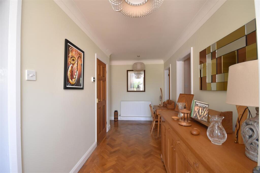 Burton Road, Little Neston, Neston photo 4