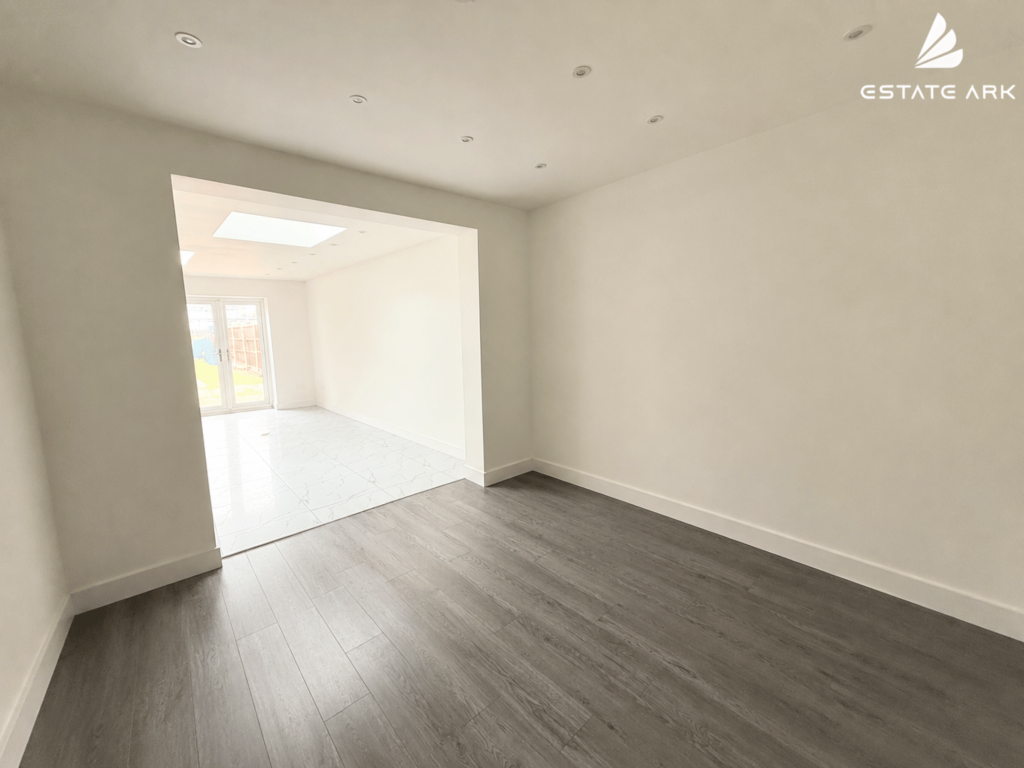 House in Ilford - View 5