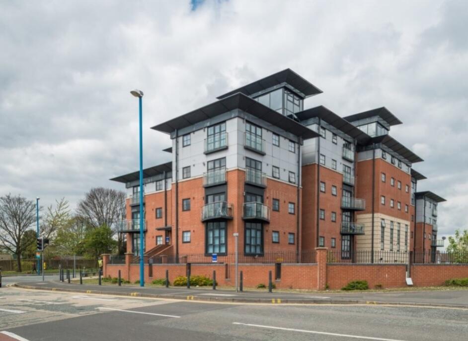 The Heights, Walsall Road, West Bromwich, West Midlands, B71 3AZ, UK