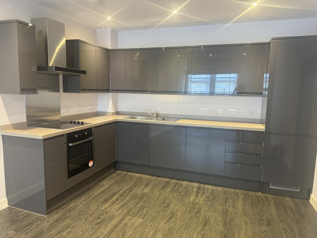 Apartment in Liverpool - View 3