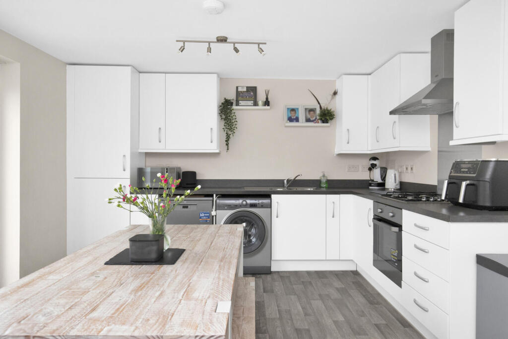 House in Chichester, Oving - View 4