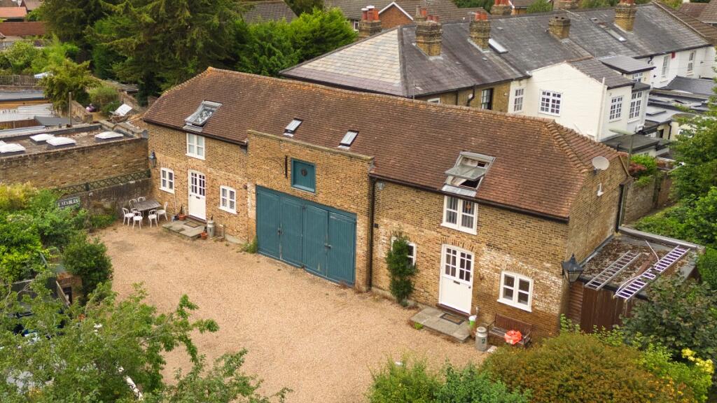 Main image of property: Castle Stables, Thames Street, Sunbury-on-Thames