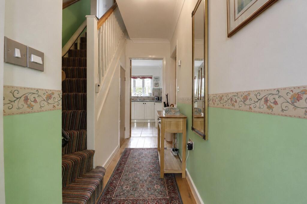Appletree Gardens, Northam, Bideford, Devon, EX39 photo 4