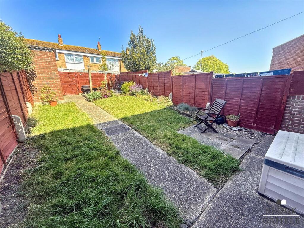 Biddenden Close, Eastbourne photo 5