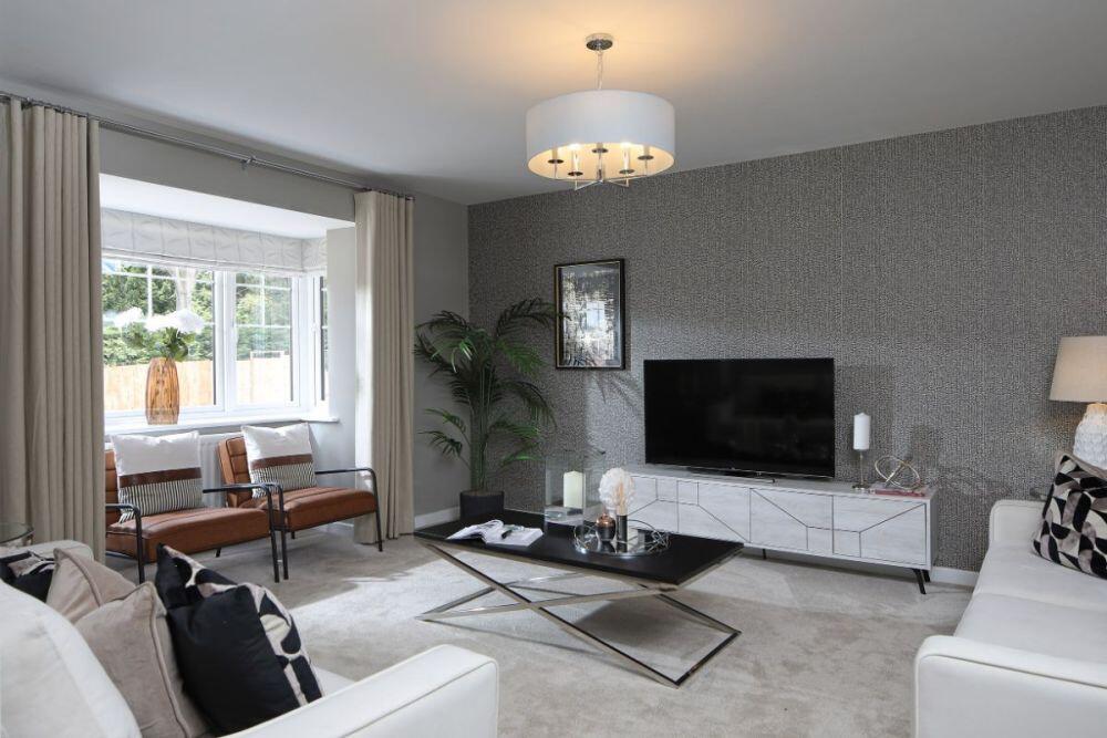 Chawton Park Road, Alton, 
Hampshire, 
GU34 1GU photo 4