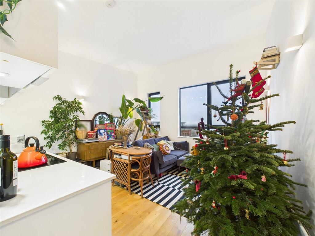 Main image of property: Elisabeth Gardens, Reddish, Stockport, SK5