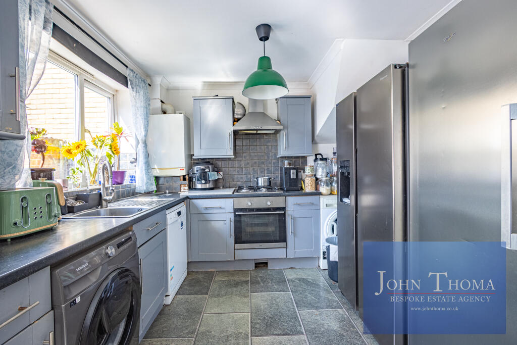 House in Romford - View 5