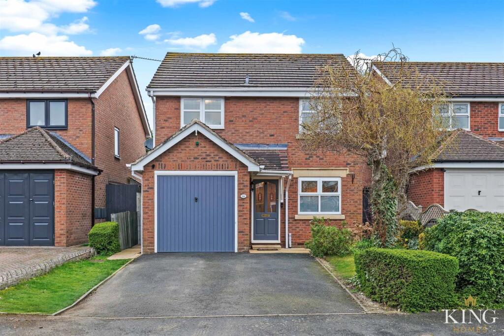 3-bed detached on Stone Pits Meadow, Wilmcote, Stratford-Upon-Avon, £430,000