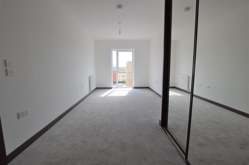 Apartment in Ipswich - More