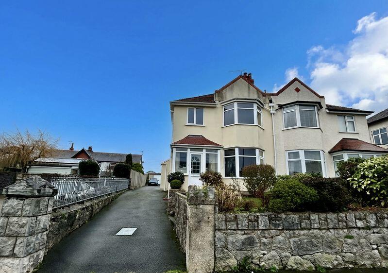 Main image of property: Dinerth Road, Rhos on Sea