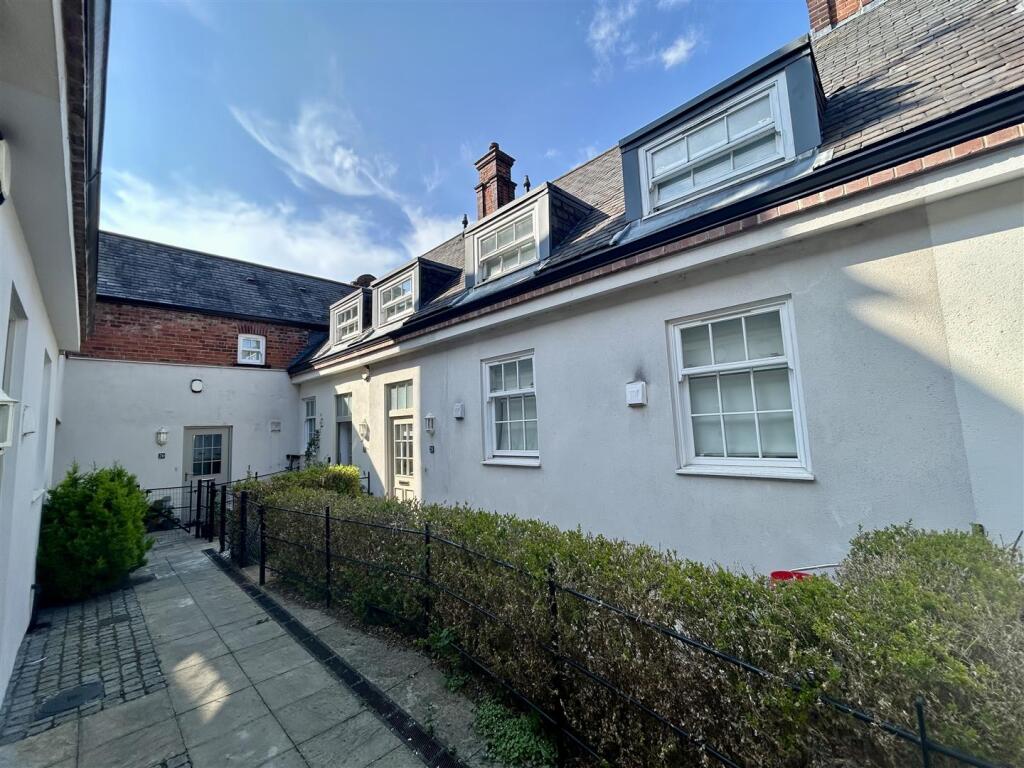 Main image of property: Newborough Street, York