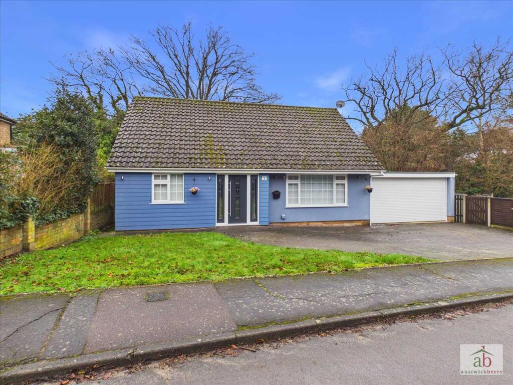 4-bed detached on Viking Heights, Martlesham, £495,000