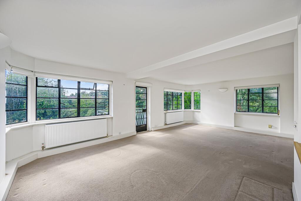 Apartment in London - View 2