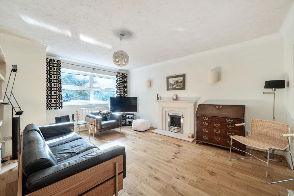 House in Salisbury - View 4