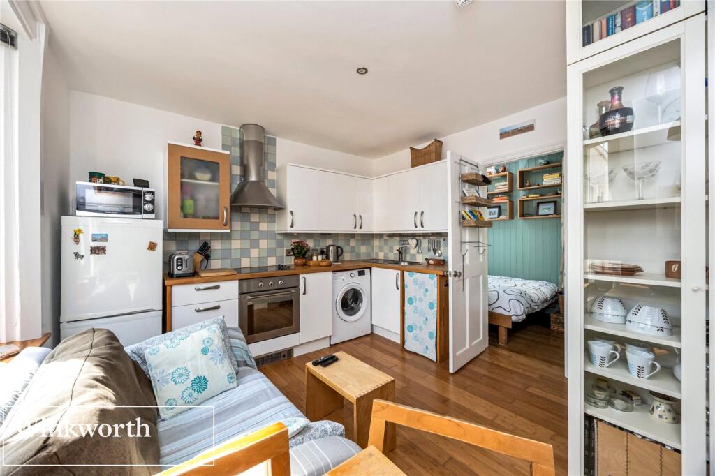 Bedford Place, Brighton, East Sussex, BN1 photo 2