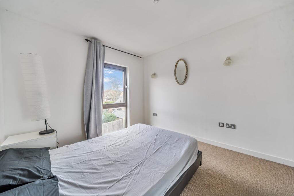 2 bedroom duplex for rent