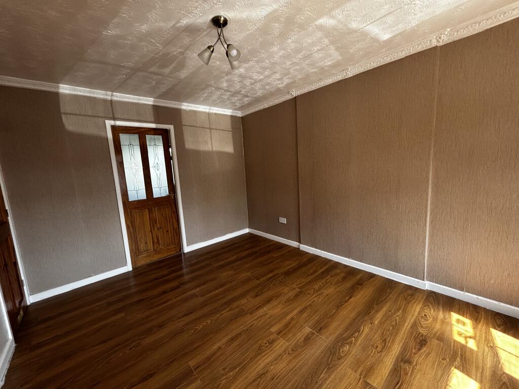 Crown Court, Darlaston, Walsall photo 3