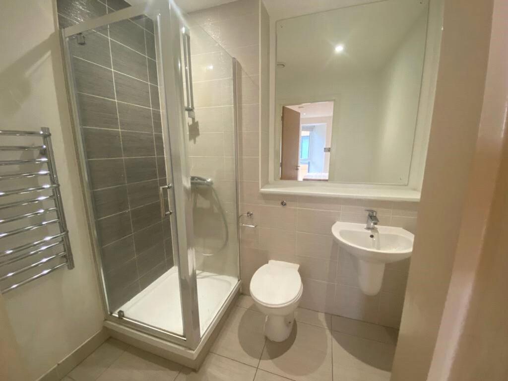 Apartment in Manchester - More