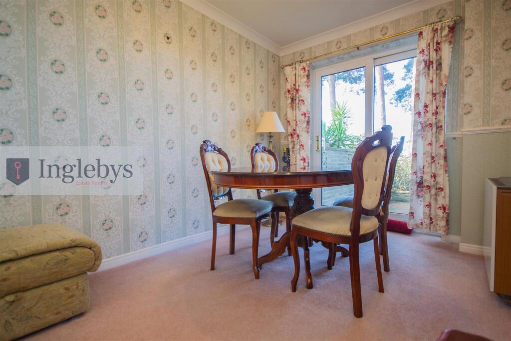 House in Loftus, Redcar and Cleveland - More