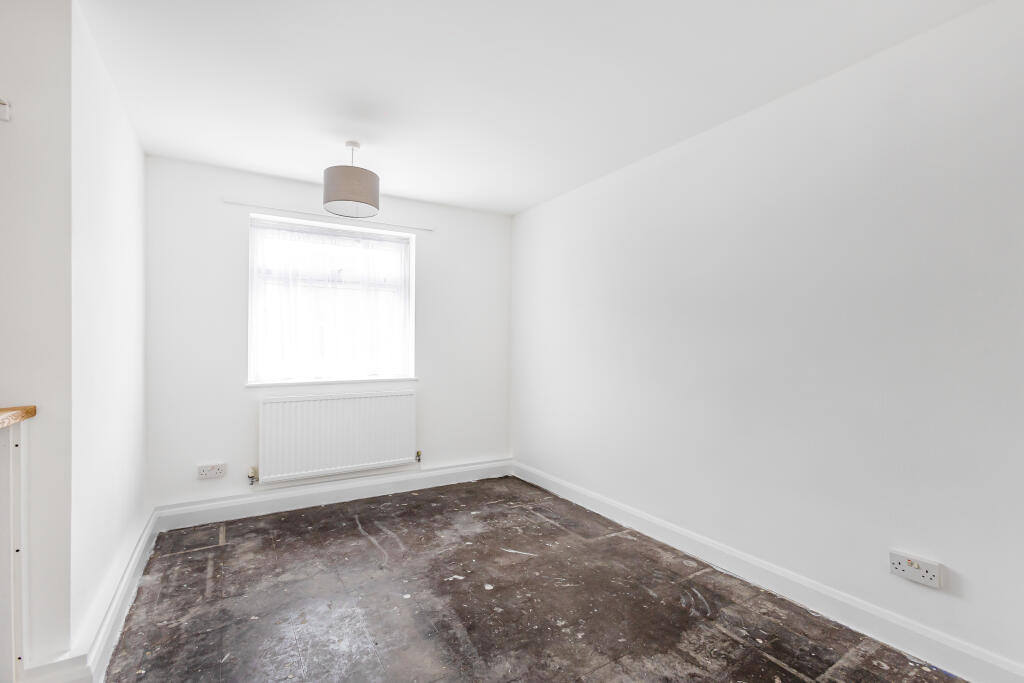 Apartment in St Albans - More