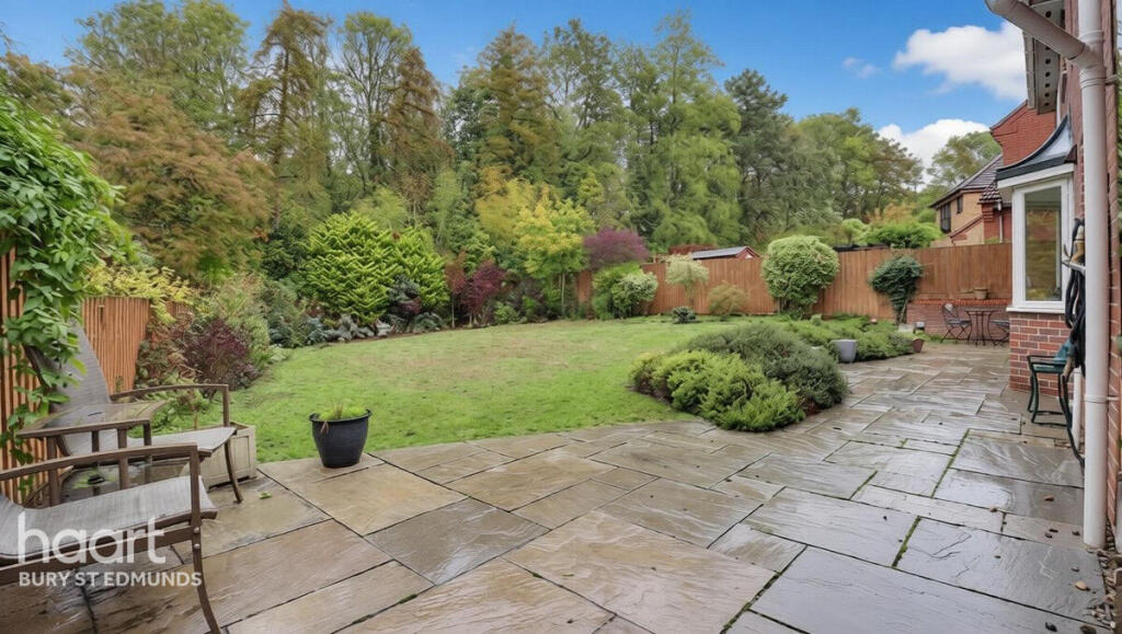 Brunwyn Close, Bury St Edmunds photo 5