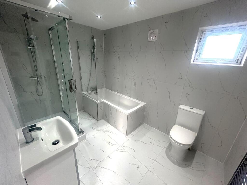 House in Dartford - View 2