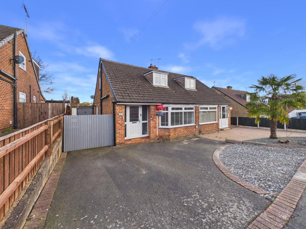 3-bed semi-detached on Clover Close, Spondon, £248,500