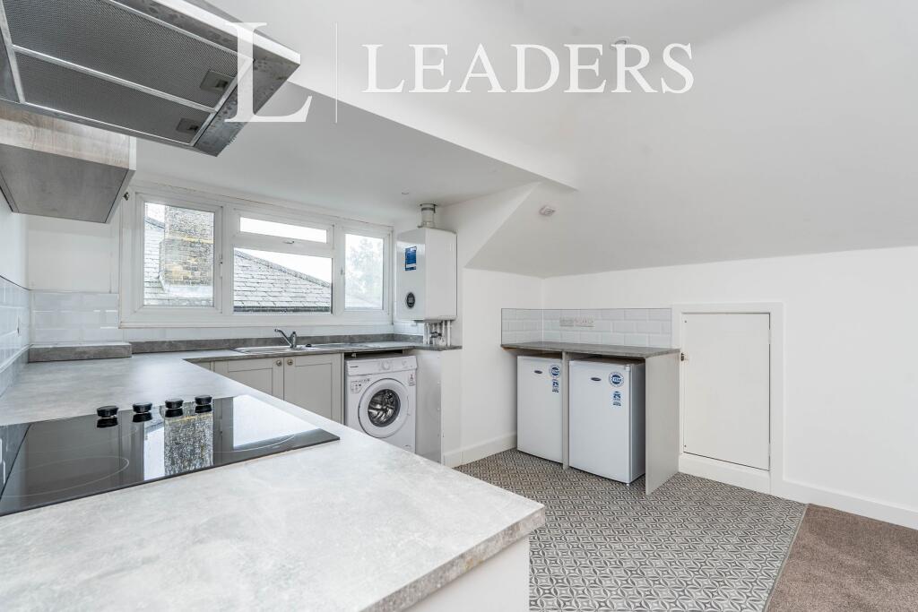 Apartment in Southampton - More