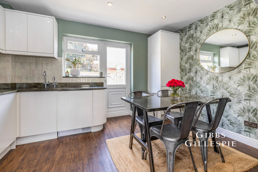 House in Harrow - View 2
