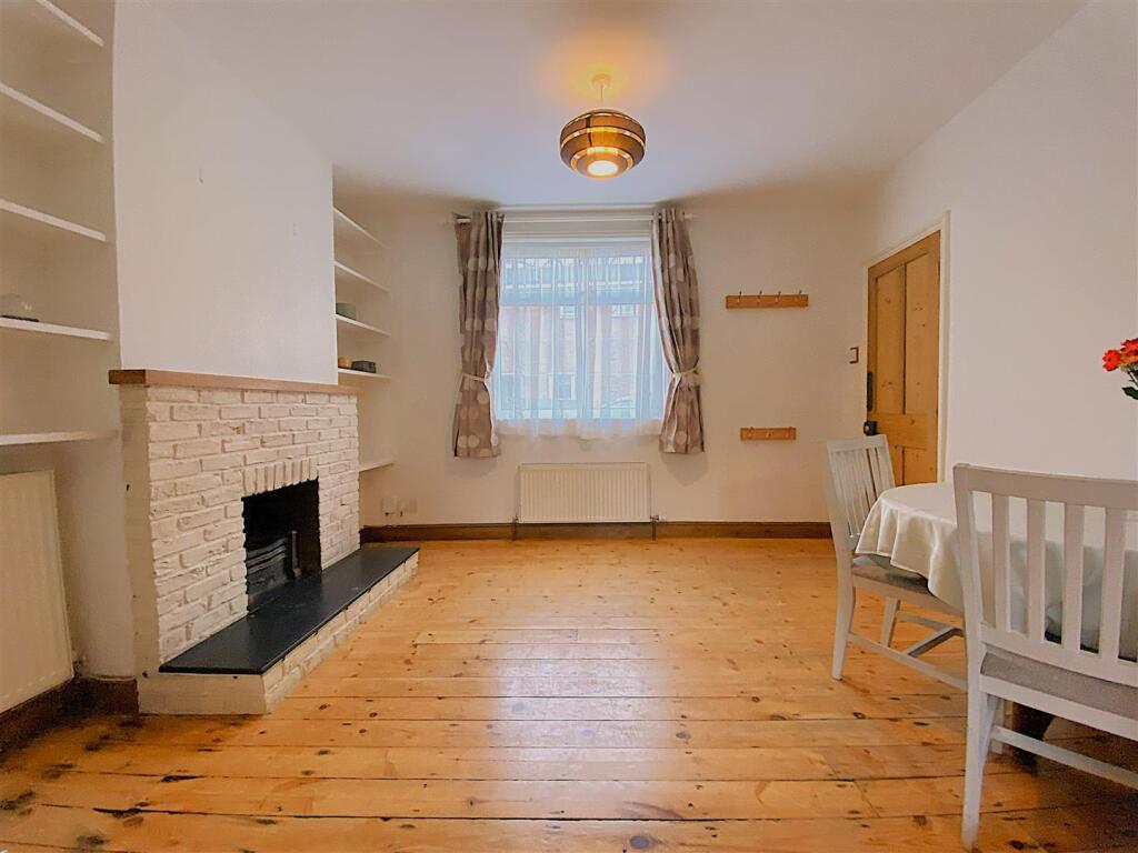 School Street, Syston photo 3