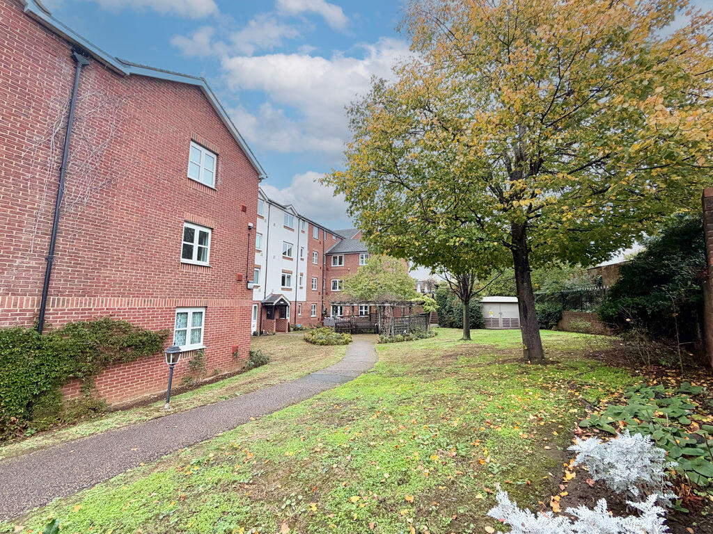 Main image of property: Lammas Walk, Leighton Buzzard