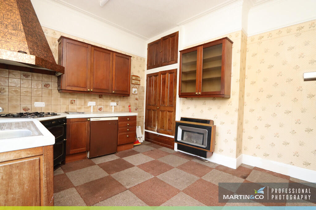 Apartment in Cardiff - View 3
