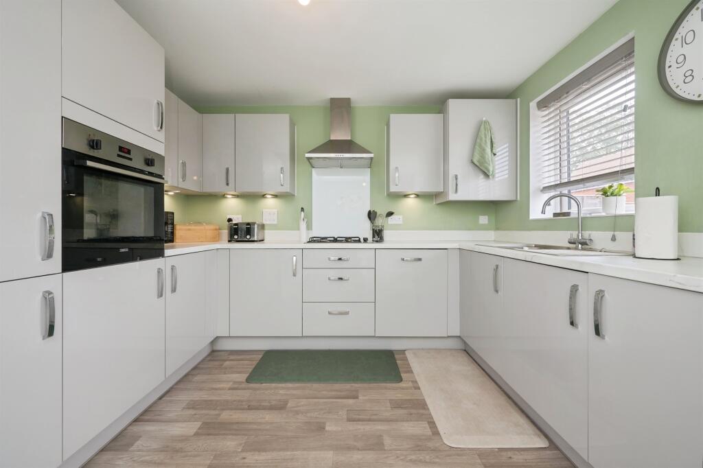 House in Southampton - View 2