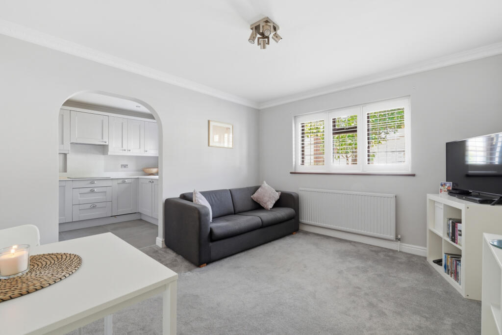 Hadham Road, Bishop's Stortford, Hertfordshire, CM23 photo 3