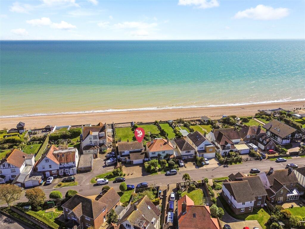 Main image of property: Aldwick Avenue, Aldwick, Bognor Regis, West Sussex, PO21