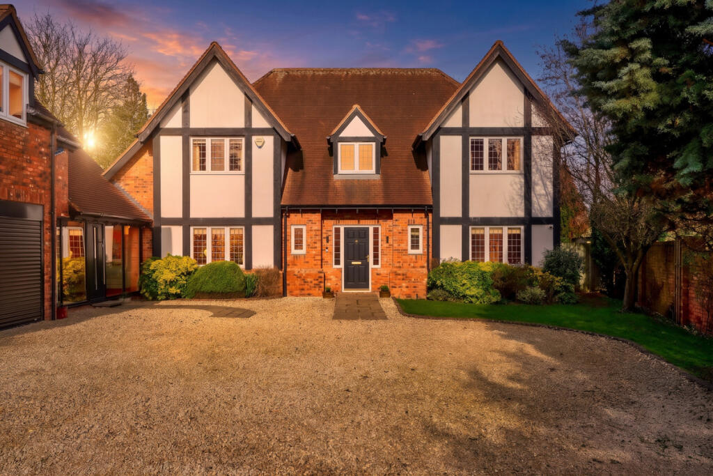 Main image of property: Hatfield Norton Worcester, Worcestershire WR5 2PZ