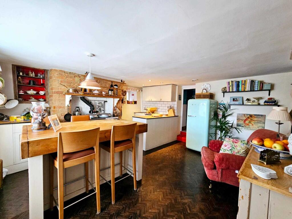 House in East Ayton - View 4