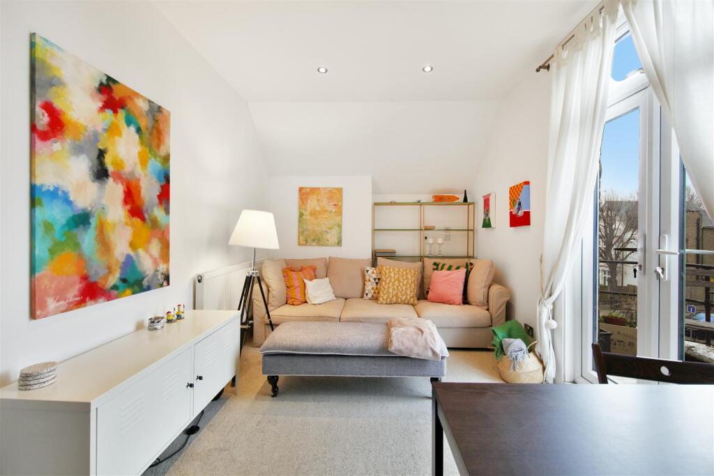 Main image of property: Park Avenue, Willesden Green, London