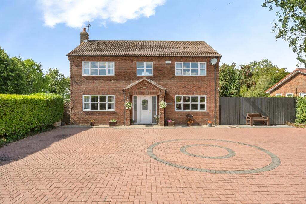 House in Doncaster - View 2
