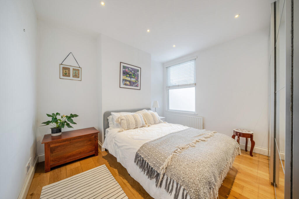 Apartment in London, Furzedown - View 5
