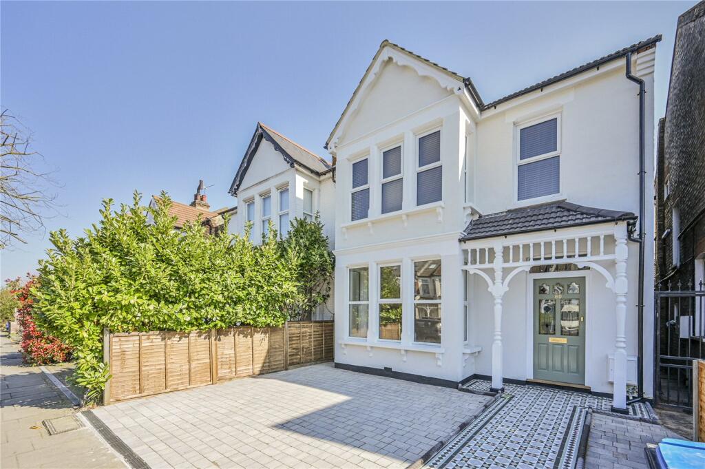 Main image of property: Brownlow Road, London, N11
