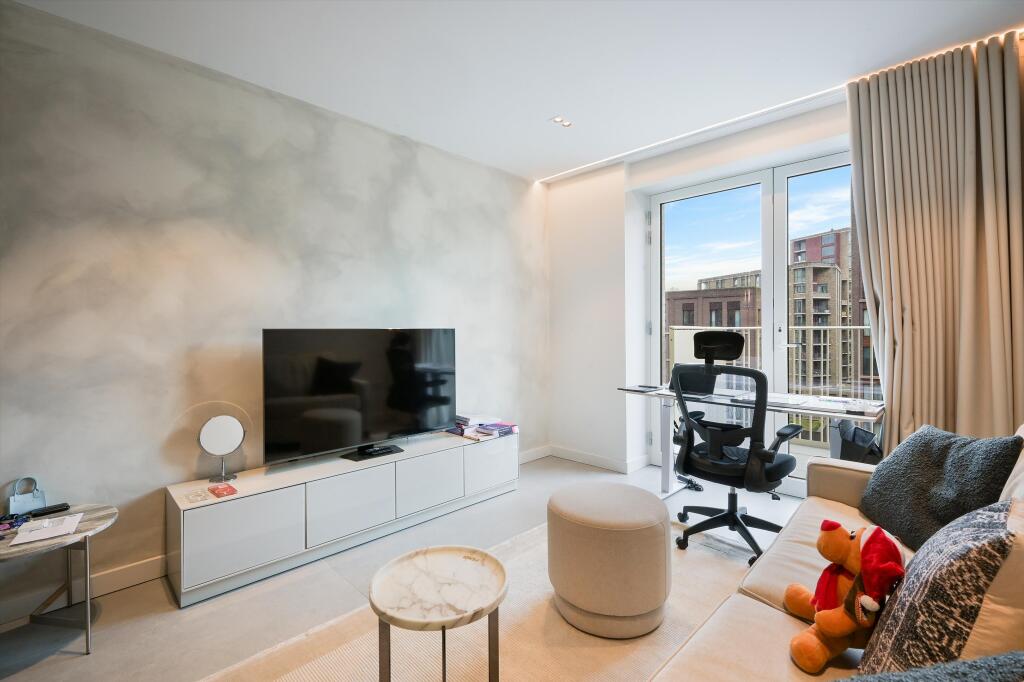 Main image of property: Capella Court, Lewis Cubitt Park, London, N1C