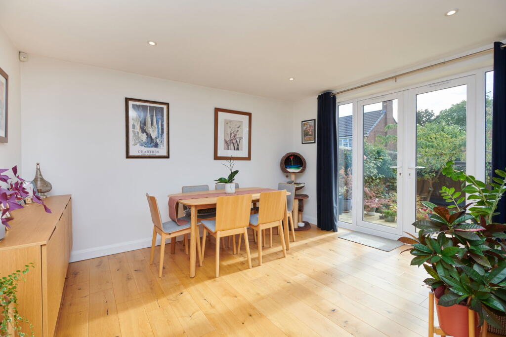Orchard Road, Finedon, NN9 5JG photo 4