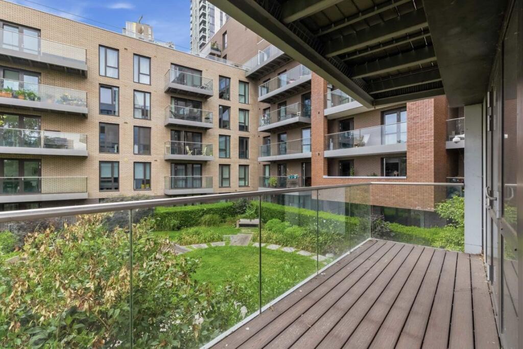 Apartment in London - View 4